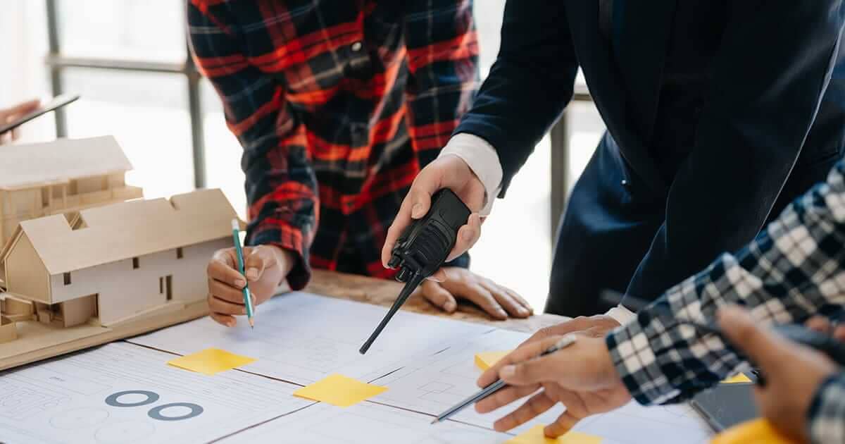 Umfassender Leitfaden zum Hausbau gegen Wohnungsanteile 2026